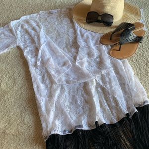 Beautiful Lace Monroe